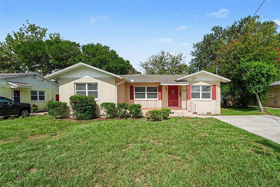 Property photo for 2935 WOODLAND HILLS AVENUE, Lakeland, FL