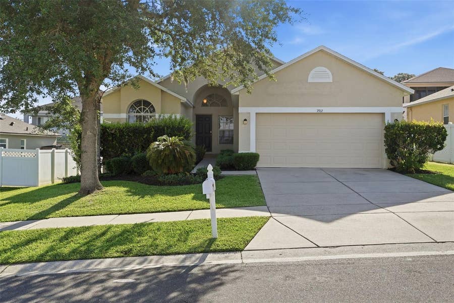 Property photo for 7912 MERCHANTVILLE CIRCLE, Zephyrhills, FL