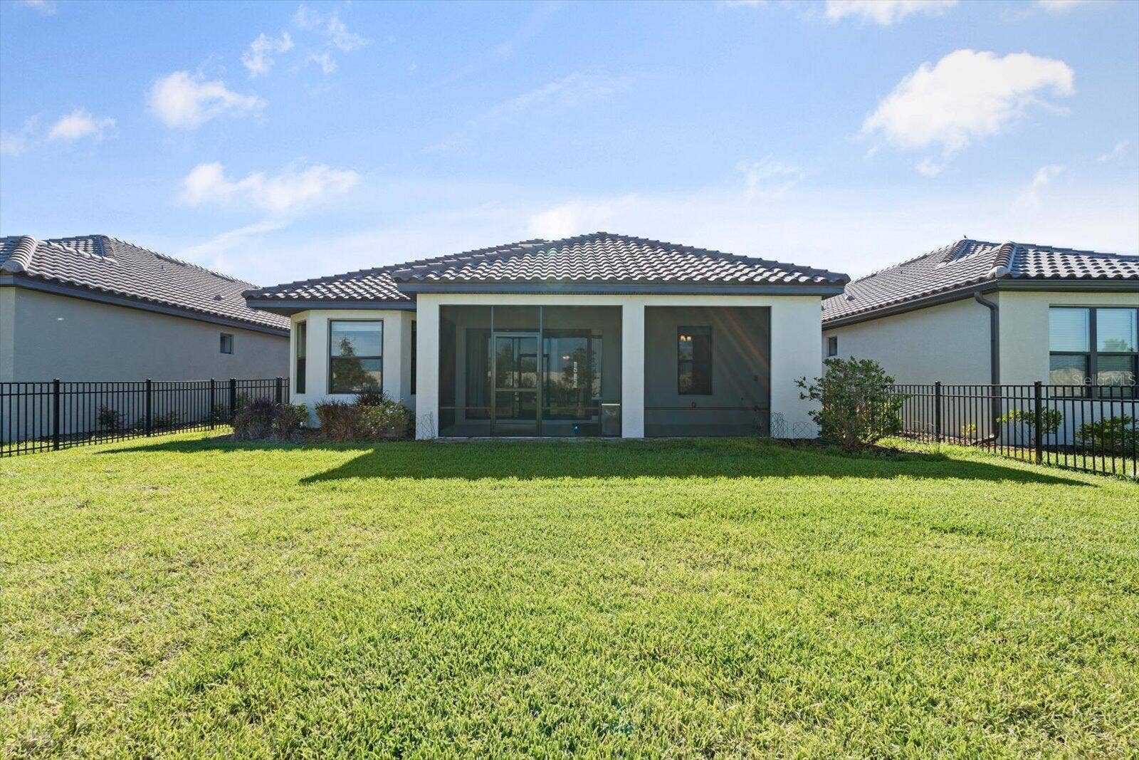 4512 CRESTPOINT WAY, Palmetto, FL 34221 4512 CRESTPOINT WAY, Palmetto, FL 34221