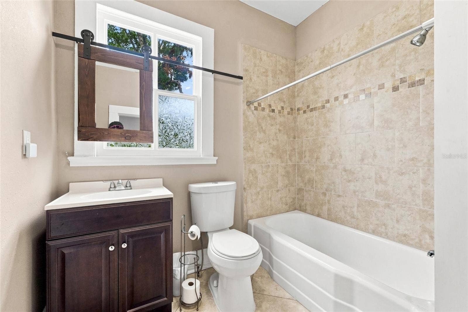 4114 E MICHIGAN STREET, Orlando, FL 32812 4114 E MICHIGAN STREET, Orlando, FL 32812
