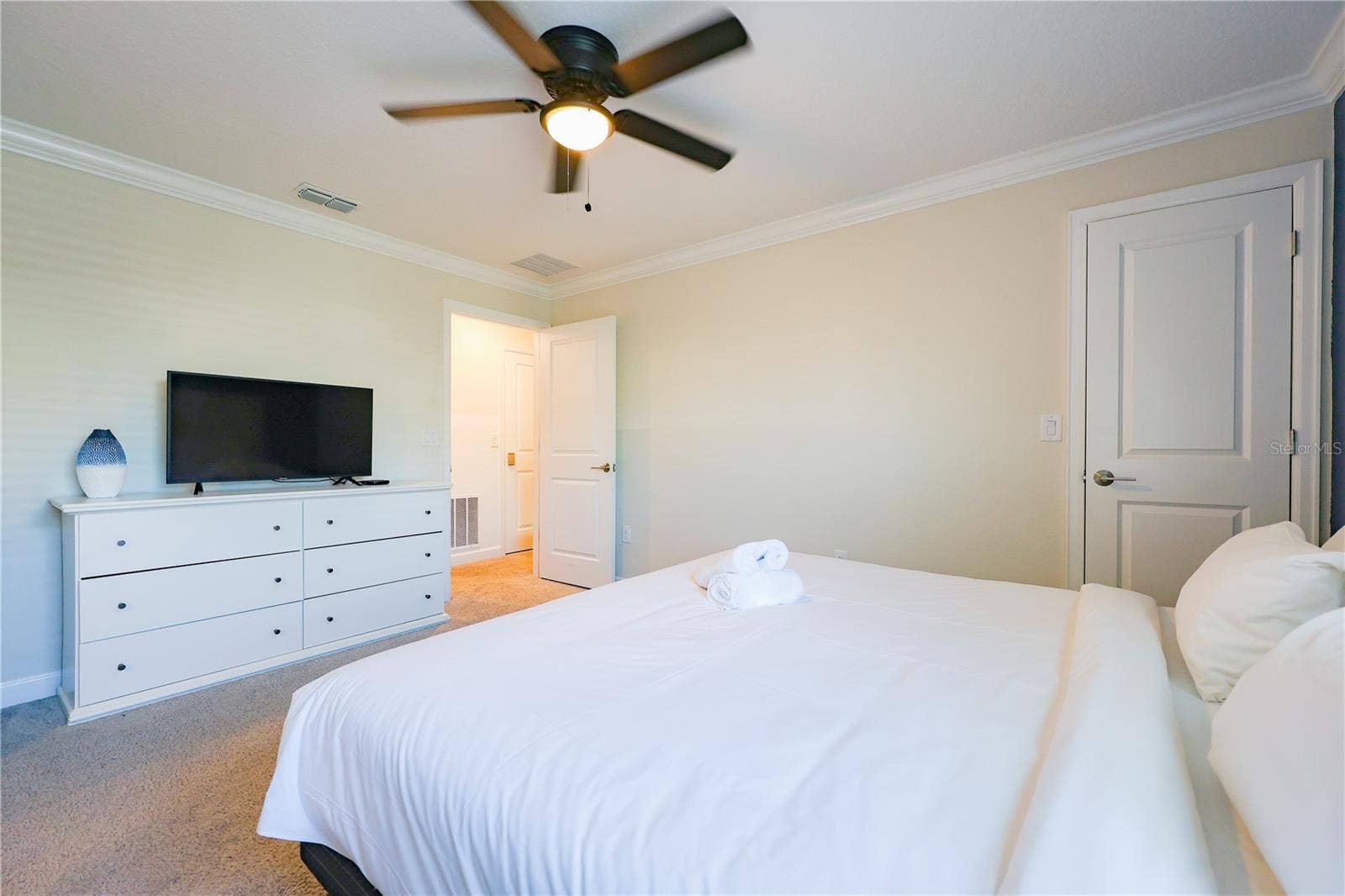 1132 CHALLENGE DRIVE, Davenport, FL 33896