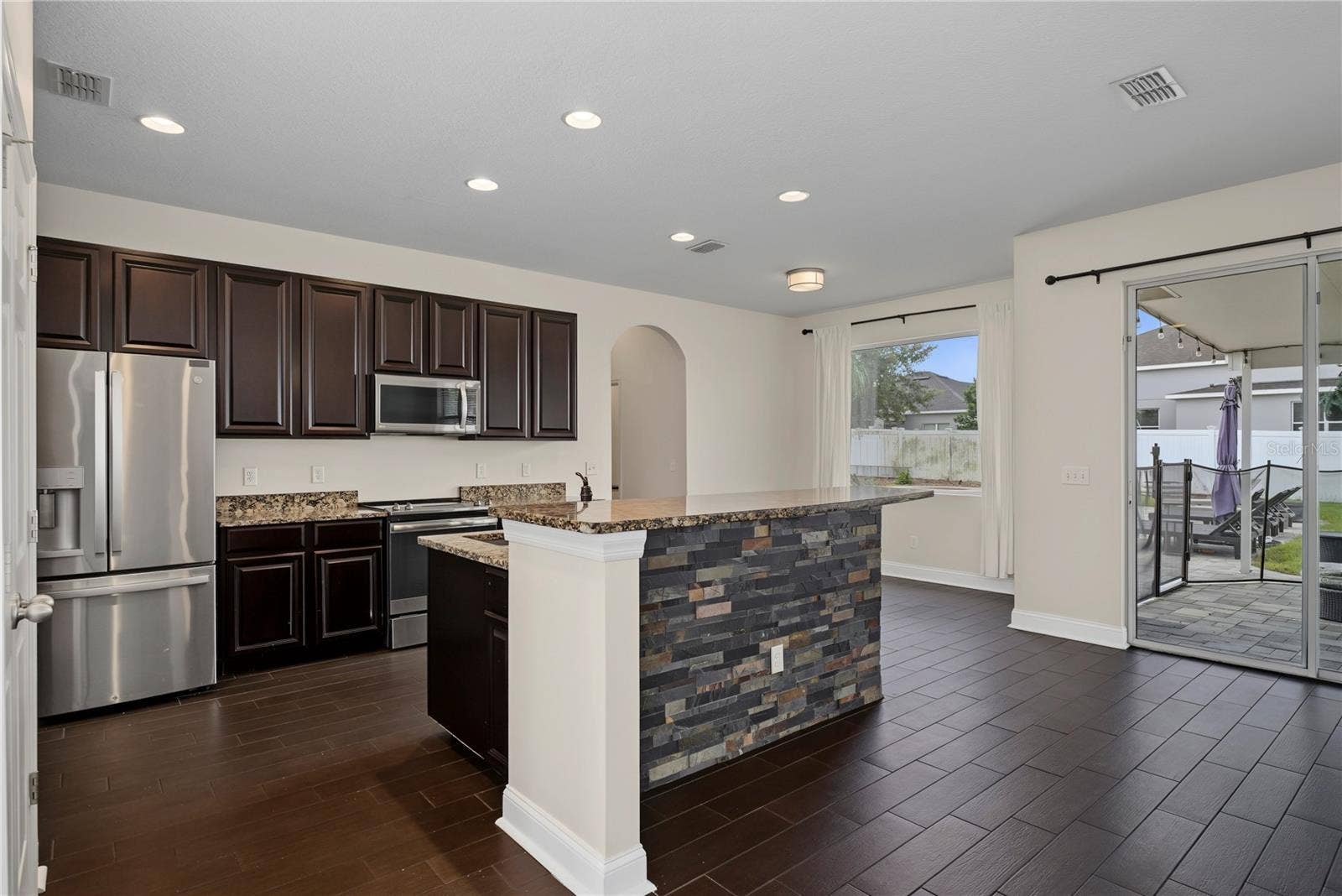 637 GRASSY STONE DRIVE, Winter Garden, FL 34787 637 GRASSY STONE DRIVE, Winter Garden, FL 34787