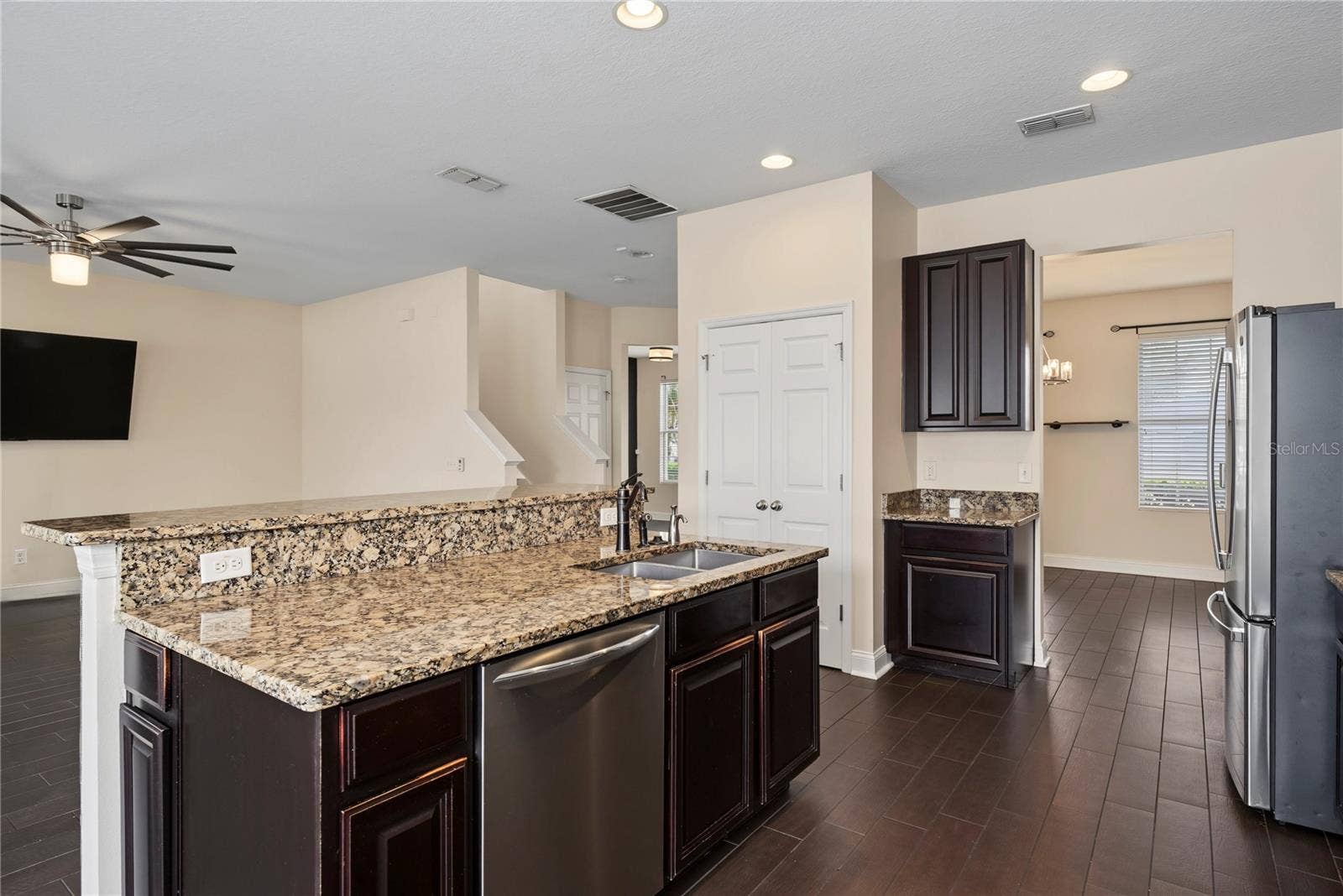 637 GRASSY STONE DRIVE, Winter Garden, FL 34787 637 GRASSY STONE DRIVE, Winter Garden, FL 34787