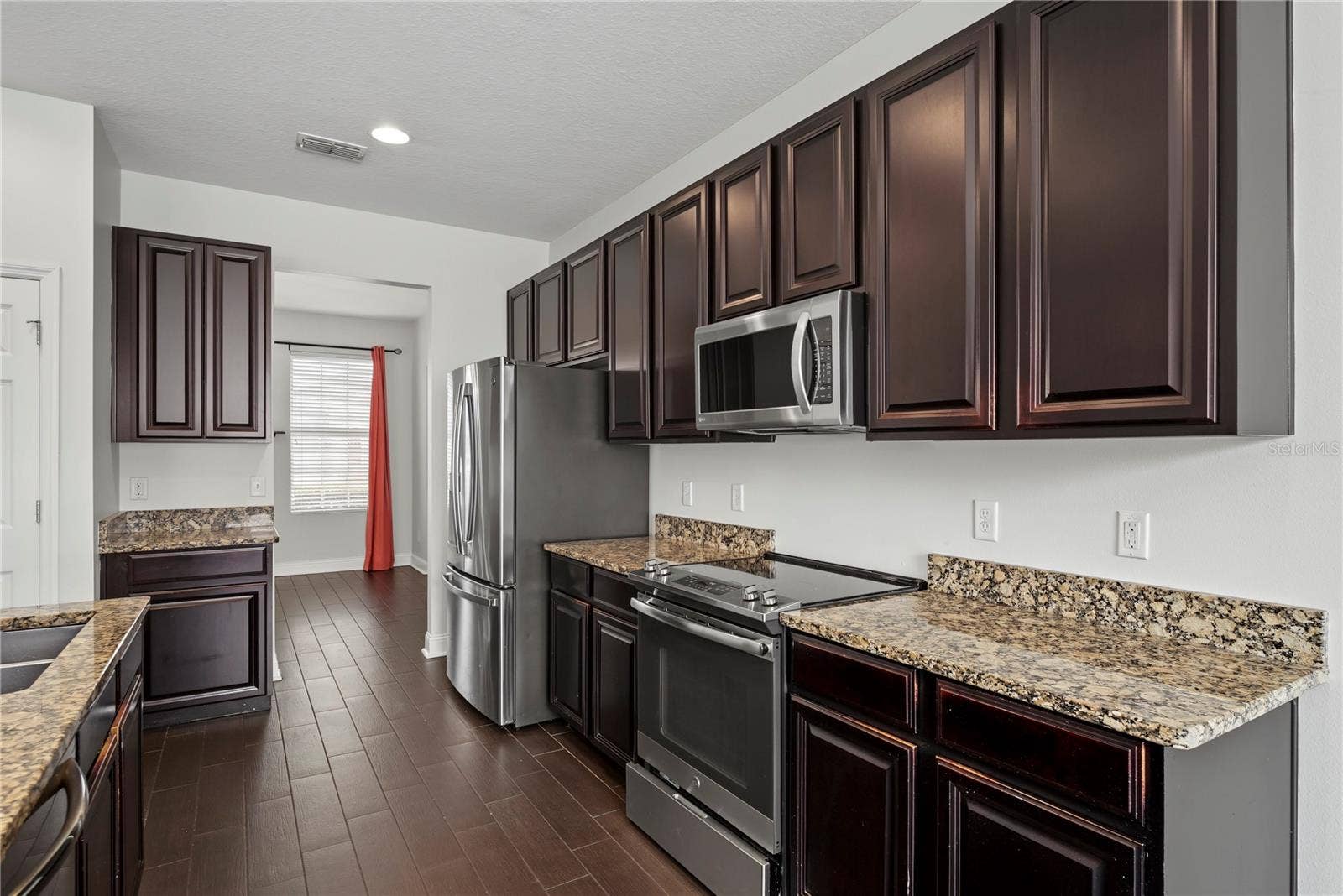 637 GRASSY STONE DRIVE, Winter Garden, FL 34787 637 GRASSY STONE DRIVE, Winter Garden, FL 34787