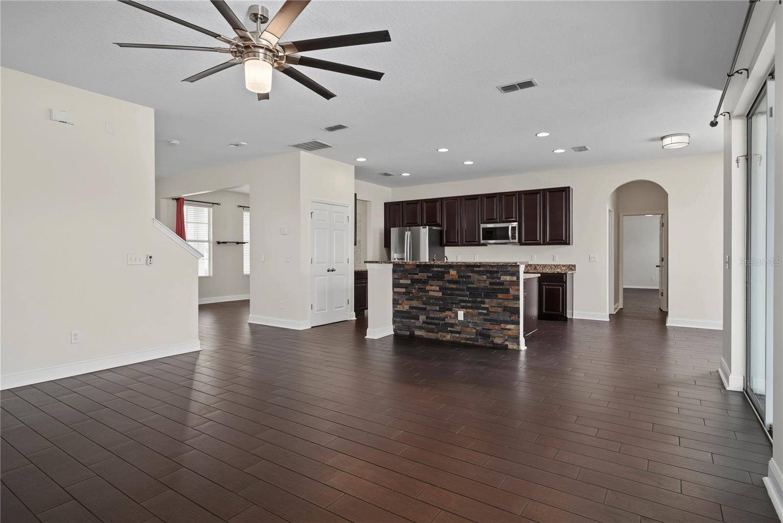 637 GRASSY STONE DRIVE, Winter Garden, FL 34787 637 GRASSY STONE DRIVE, Winter Garden, FL 34787