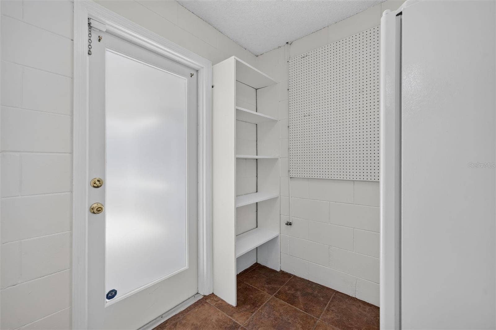 2051 DYAN WAY, Maitland, FL 32751 Additional utility room with refrigerator