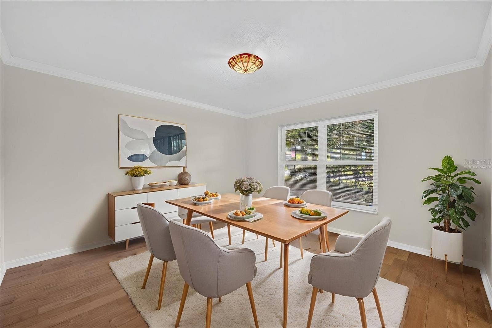 2051 DYAN WAY, Maitland, FL 32751 Virtually staged dining room