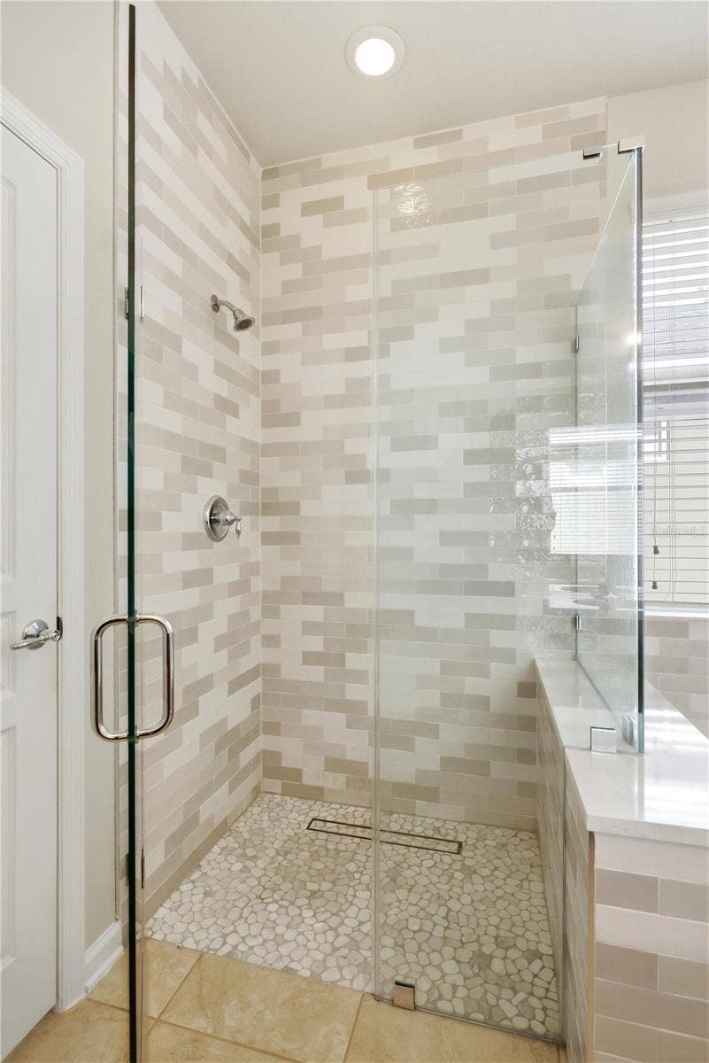 13231 ROXBORO ROAD, Windermere, FL 34786 Primary Shower