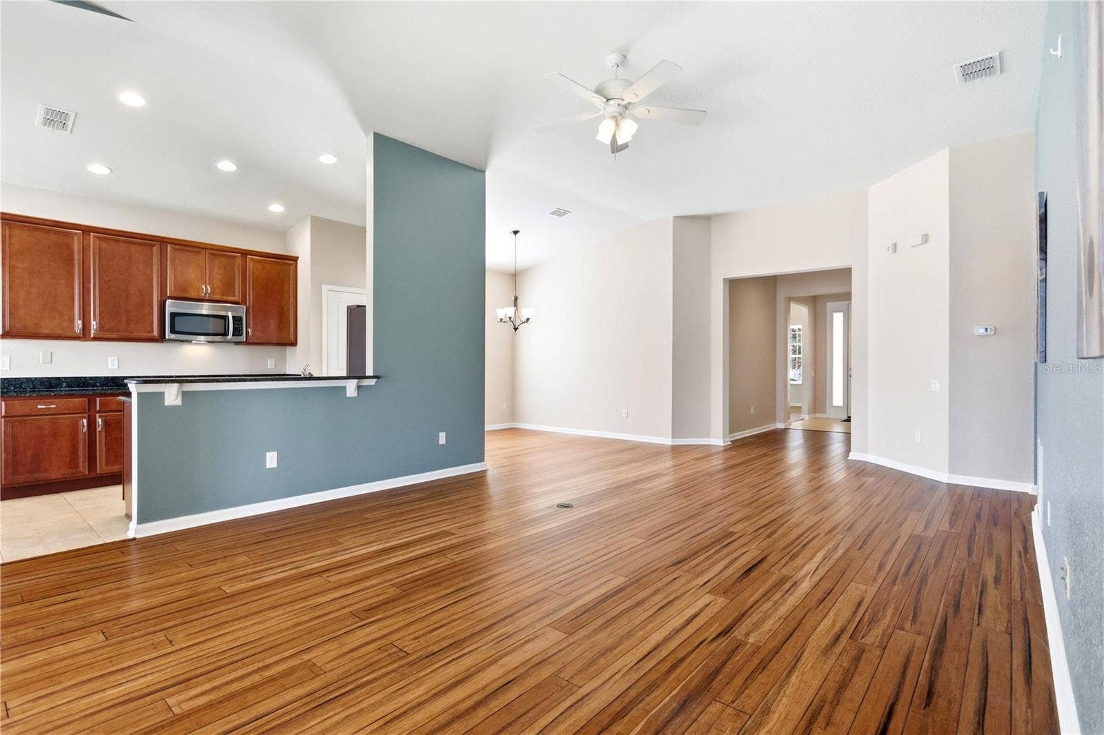 13231 ROXBORO ROAD, Windermere, FL 34786 Living Room