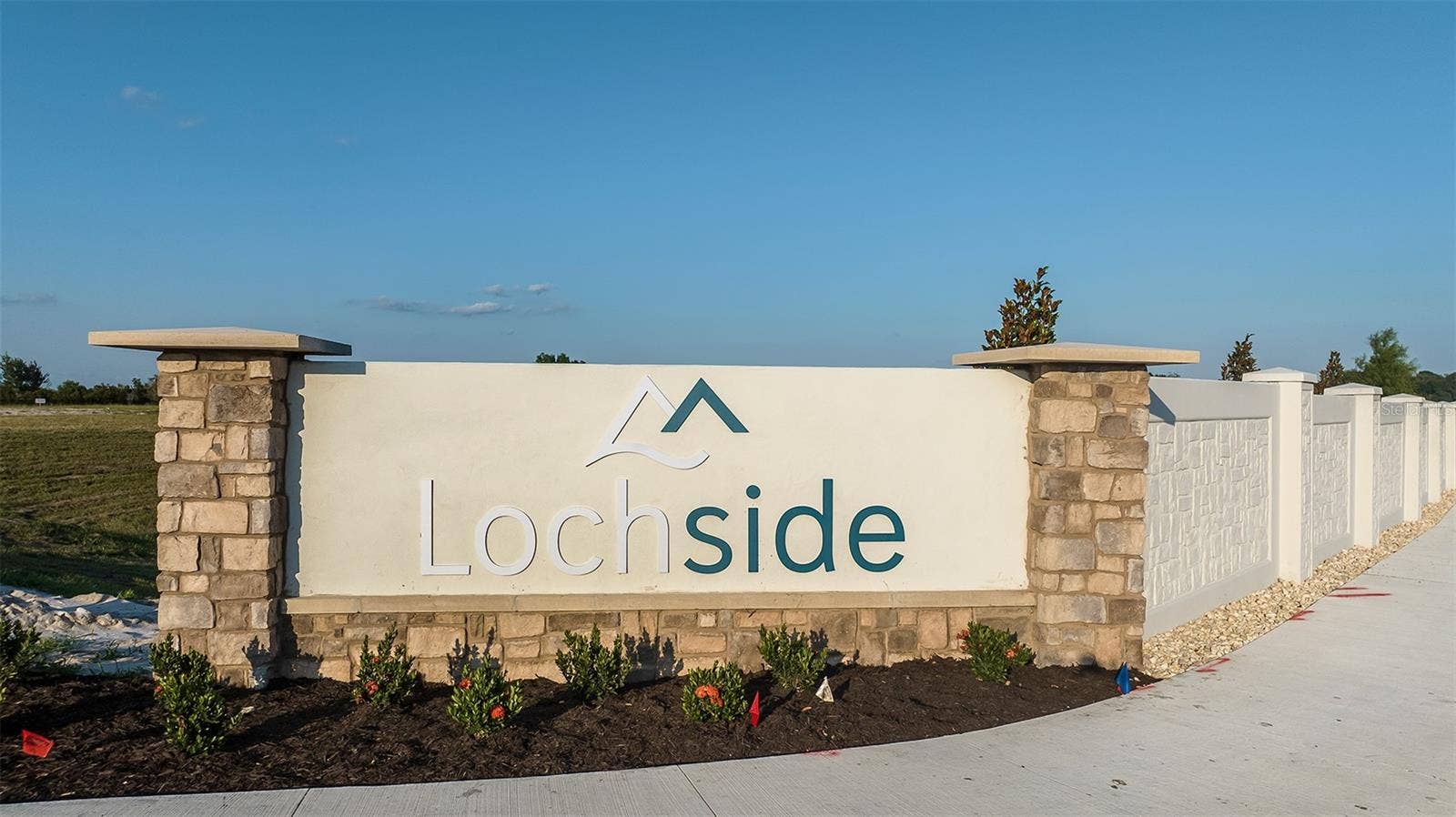 19357 LOCHSIDE LANE, Mount Dora, FL 32757 Lochside Community