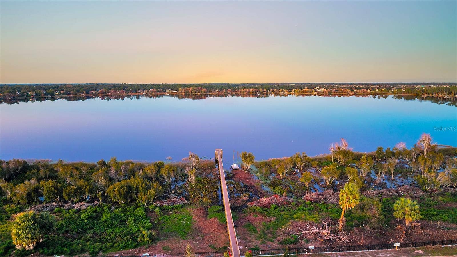 19357 LOCHSIDE LANE, Mount Dora, FL 32757 Lochside Community