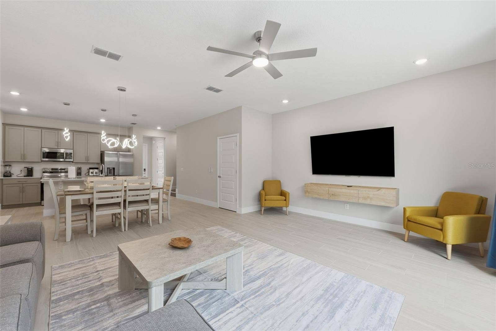 1216 ROYAL VIEW TERRACE, Kissimmee, FL 34747 1216 ROYAL VIEW TERRACE, Kissimmee, FL 34747