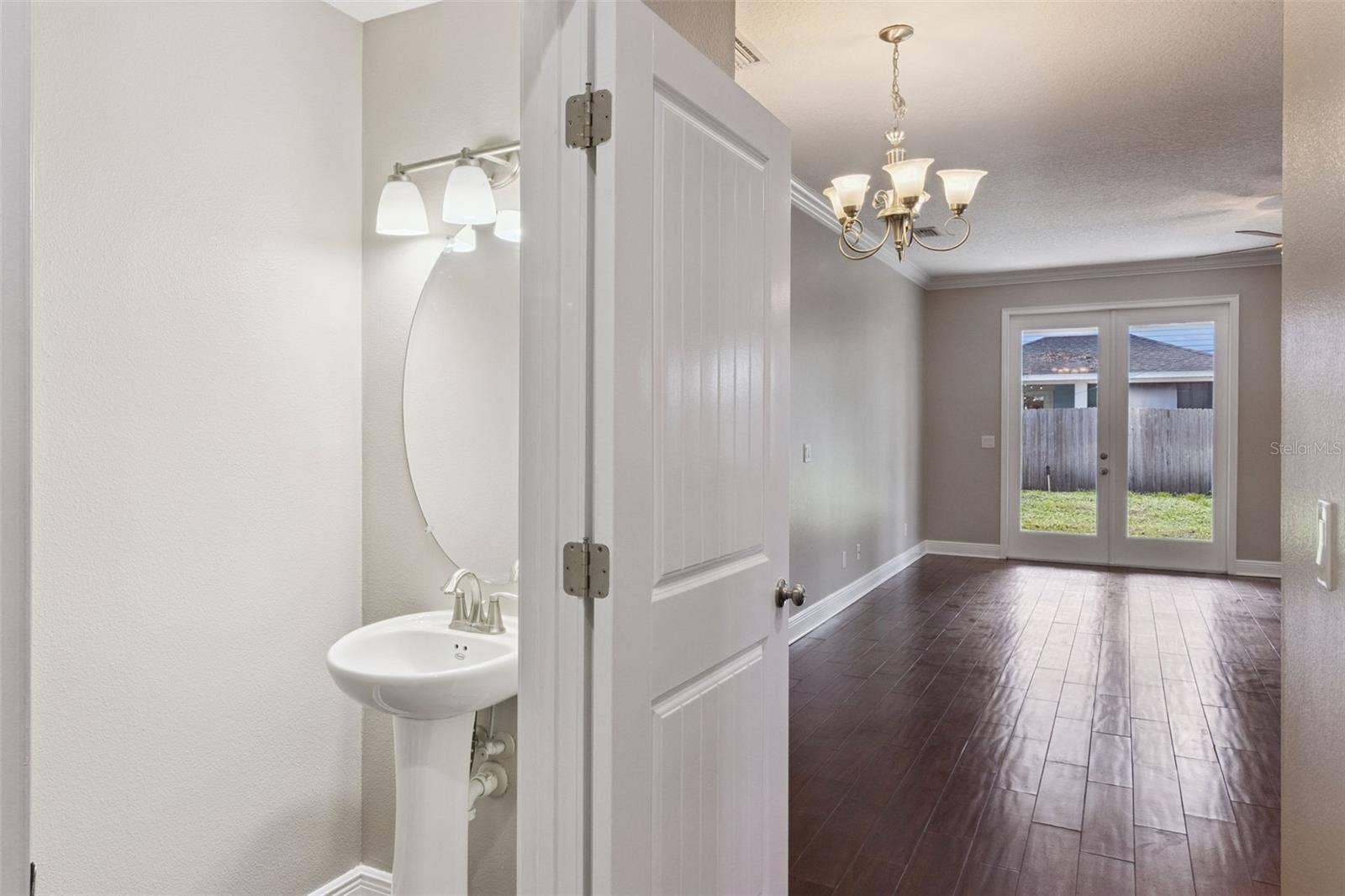 2544 half bath