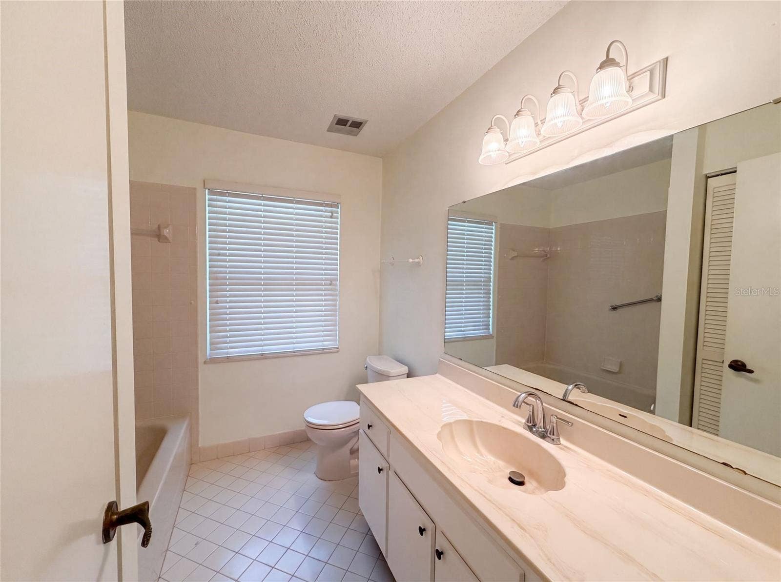 228 BOB WHITE COURT, #2280, Daytona Beach, FL 32119 228 BOB WHITE COURT, #2280, Daytona Beach, FL 32119