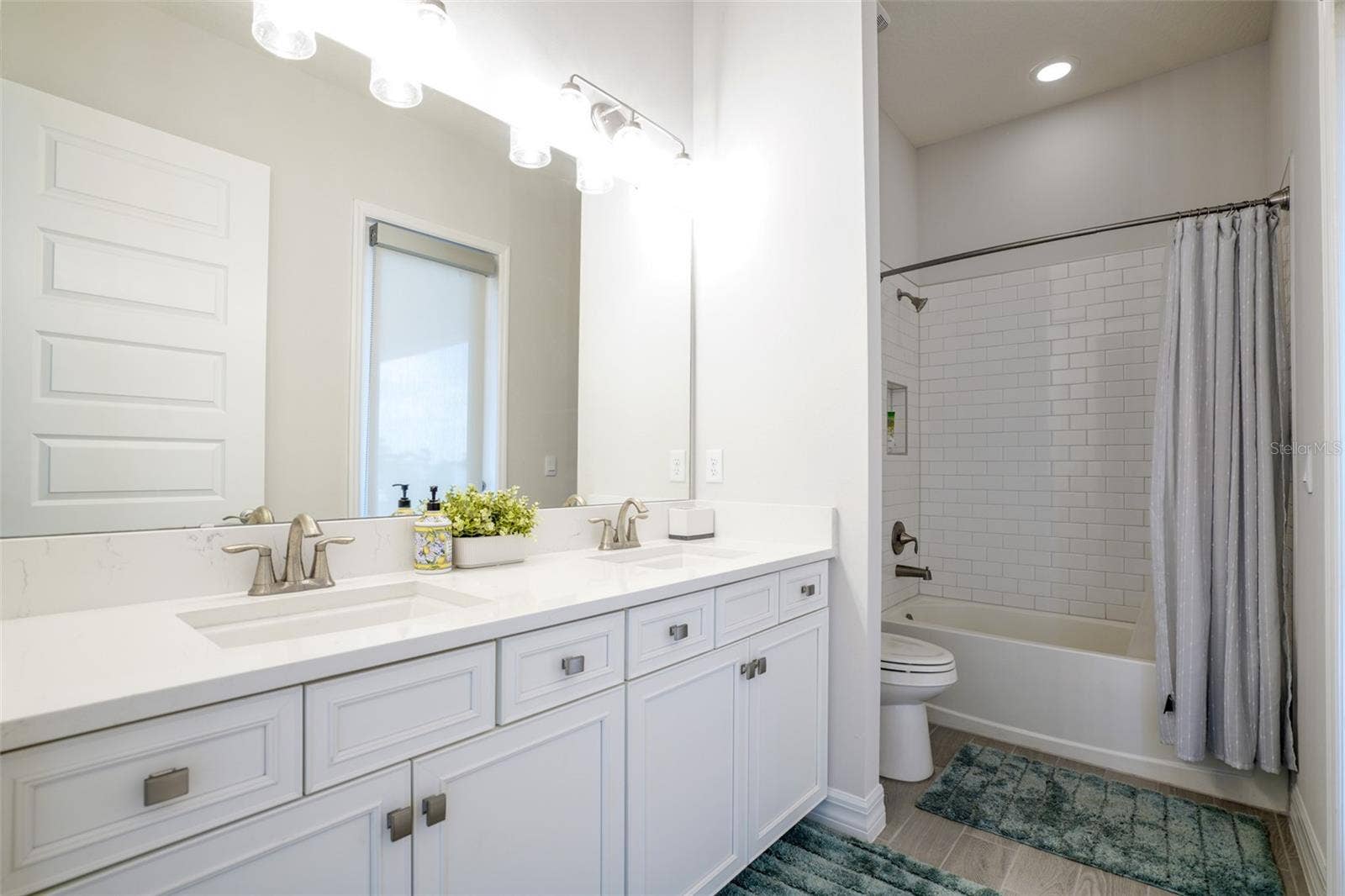 17854 HITHER HILLS CIRCLE, Winter Garden, FL 34787 17854 HITHER HILLS CIRCLE, Winter Garden, FL 34787