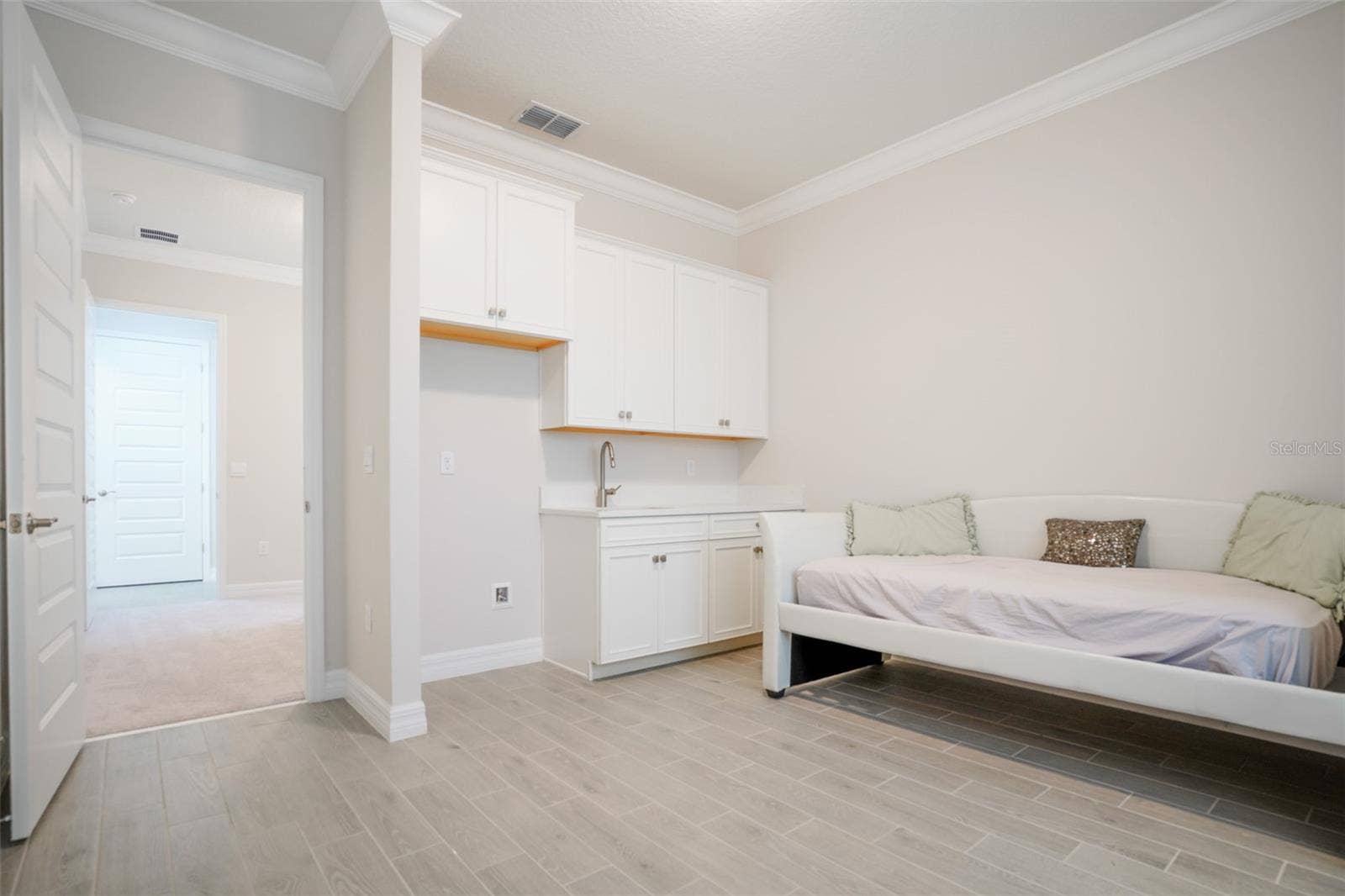 17854 HITHER HILLS CIRCLE, Winter Garden, FL 34787 17854 HITHER HILLS CIRCLE, Winter Garden, FL 34787