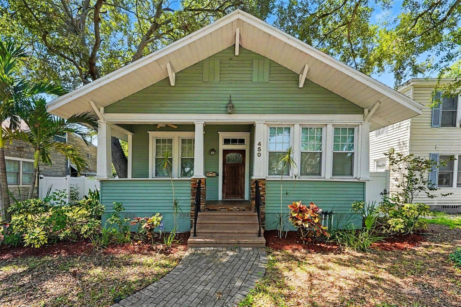 450 13TH AVENUE N, St Petersburg, FL 33701 450 13TH AVENUE N, St Petersburg, FL 33701