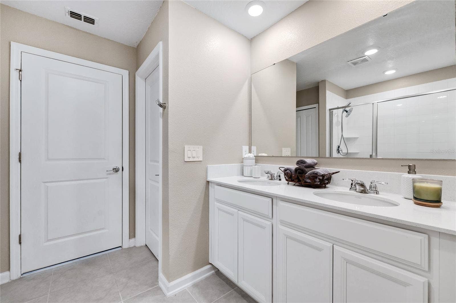 6939 WILSON PASTURE AVENUE, Groveland, FL 34736 6939 WILSON PASTURE AVENUE, Groveland, FL 34736