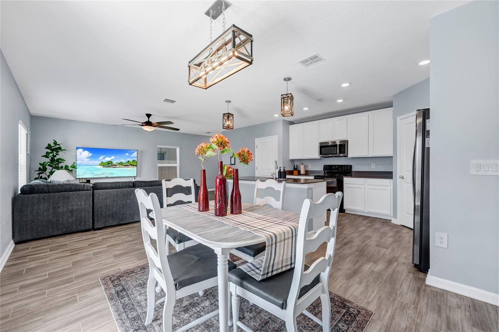 6939 WILSON PASTURE AVENUE, Groveland, FL 34736 6939 WILSON PASTURE AVENUE, Groveland, FL 34736