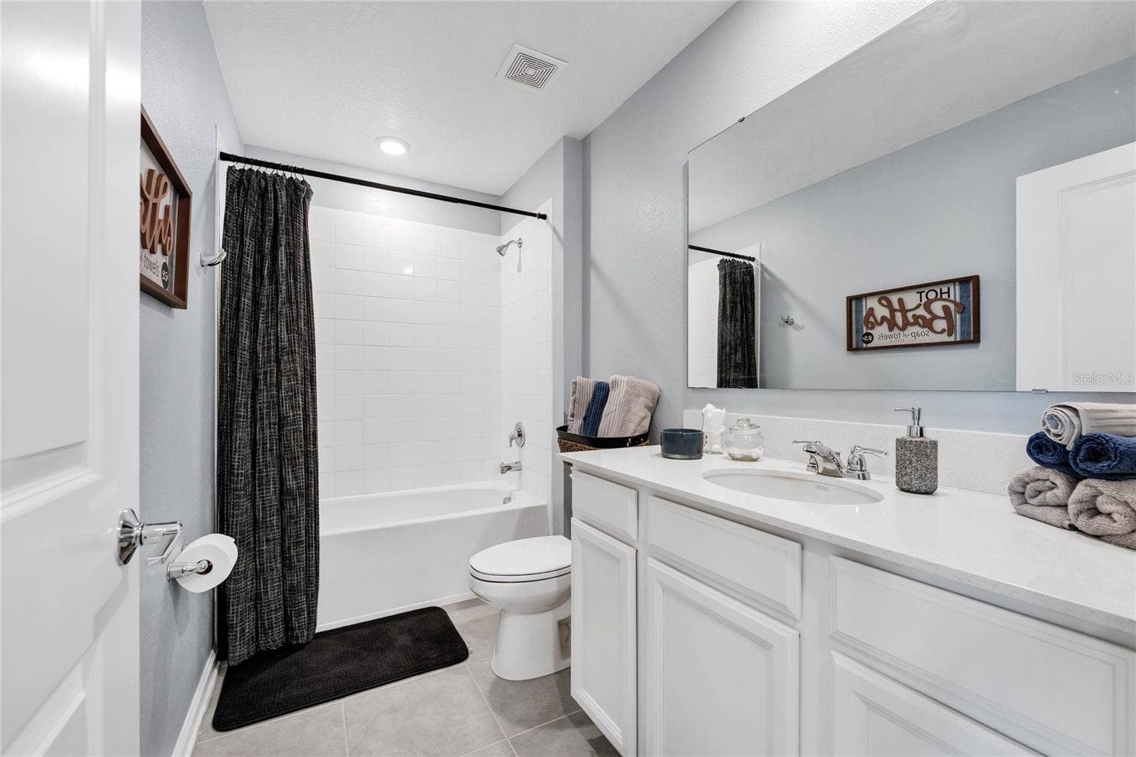 6939 WILSON PASTURE AVENUE, Groveland, FL 34736 6939 WILSON PASTURE AVENUE, Groveland, FL 34736