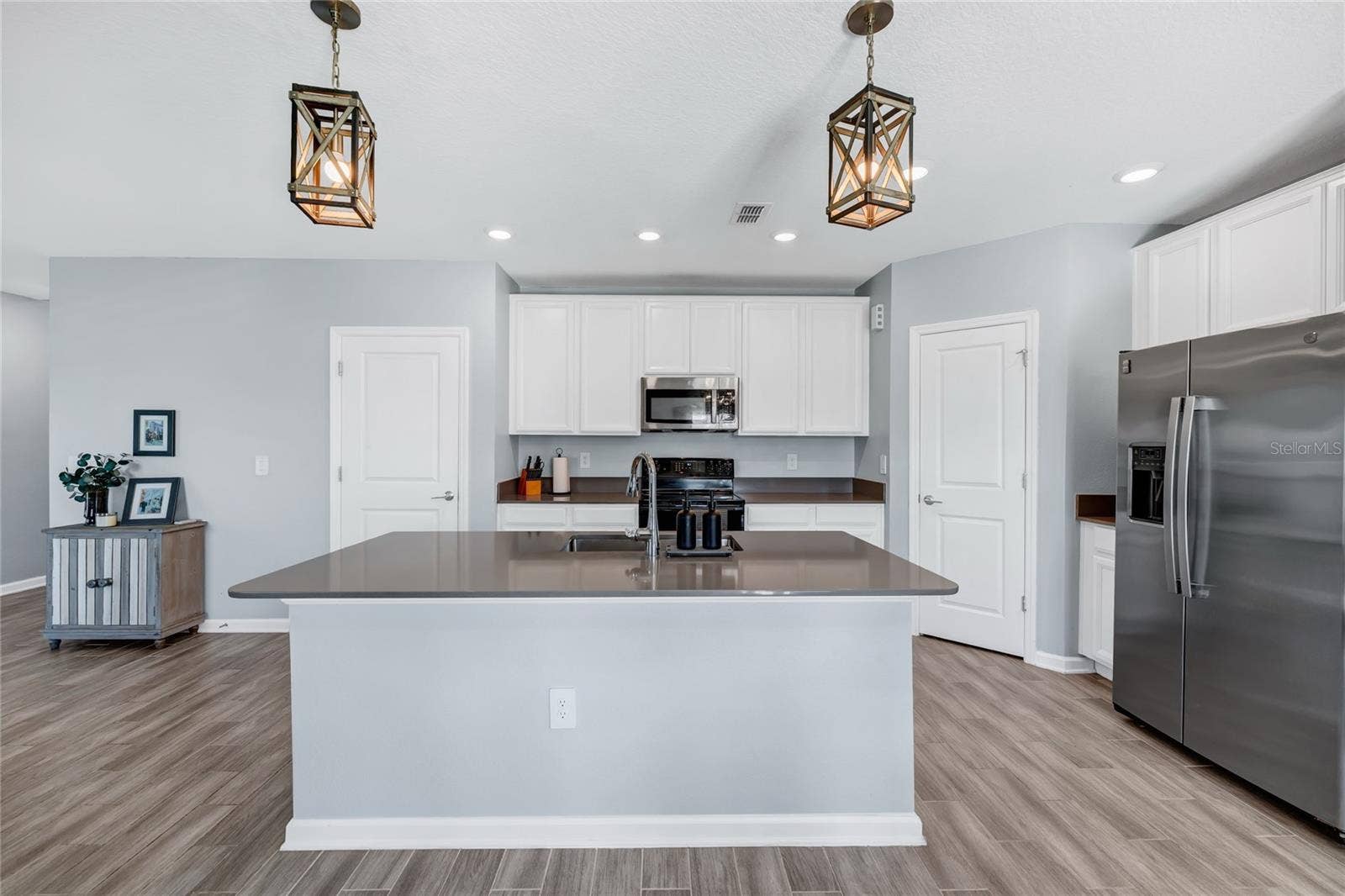 6939 WILSON PASTURE AVENUE, Groveland, FL 34736 6939 WILSON PASTURE AVENUE, Groveland, FL 34736