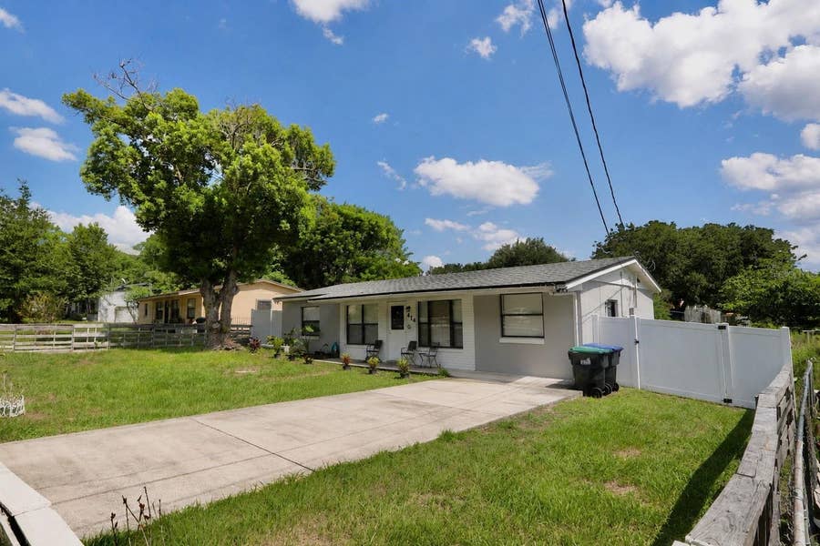 Property photo for 414 W ELLA J GILMORE STREET, Apopka, FL