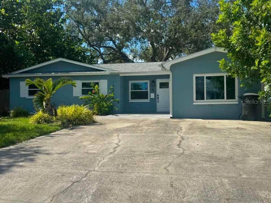 Property photo for 1865 NEBRASKA AVENUE NE, St Petersburg, FL