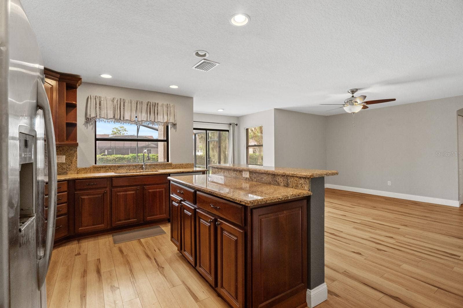 7437 PINEMOUNT DRIVE, Orlando, FL 32819