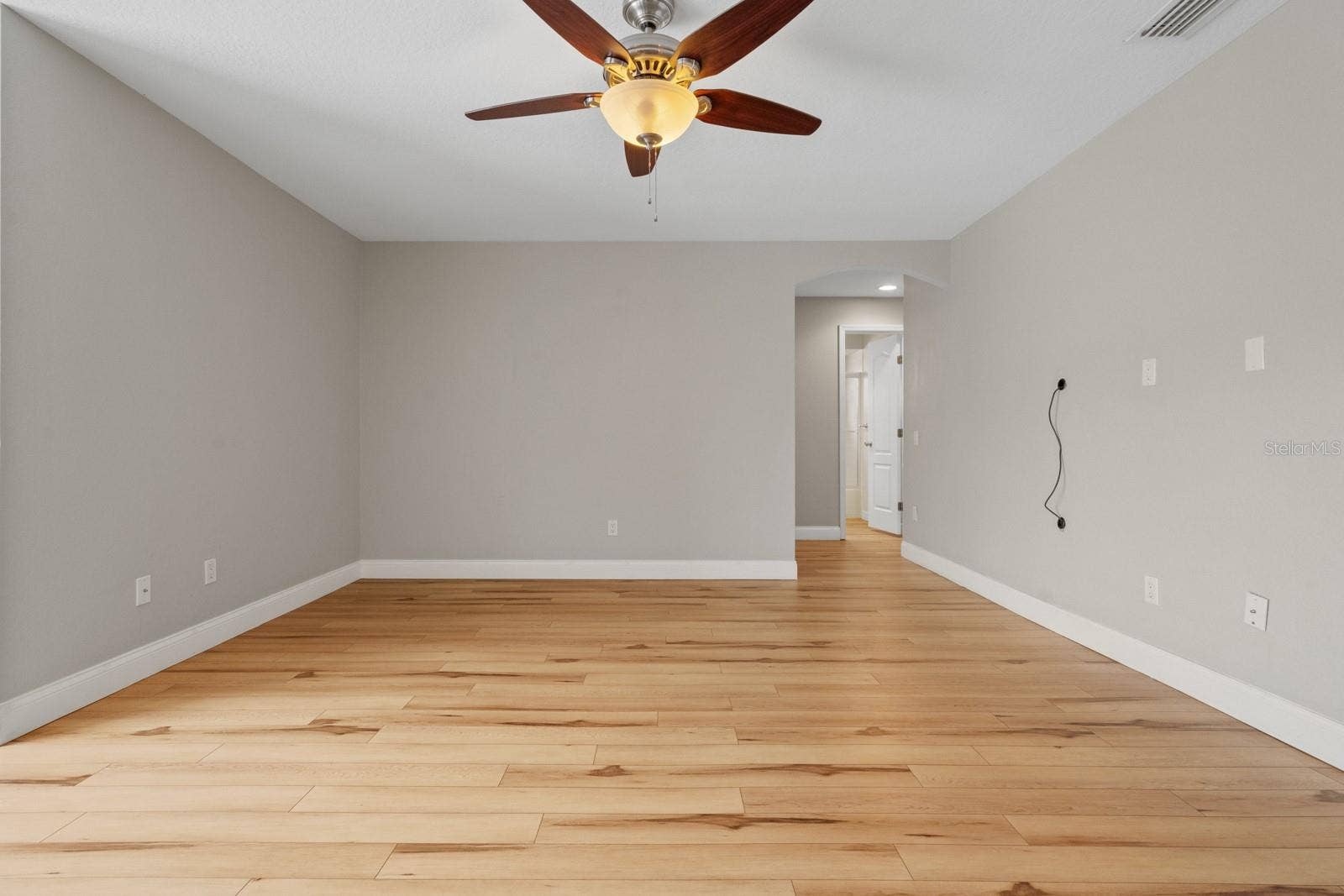 7437 PINEMOUNT DRIVE, Orlando, FL 32819