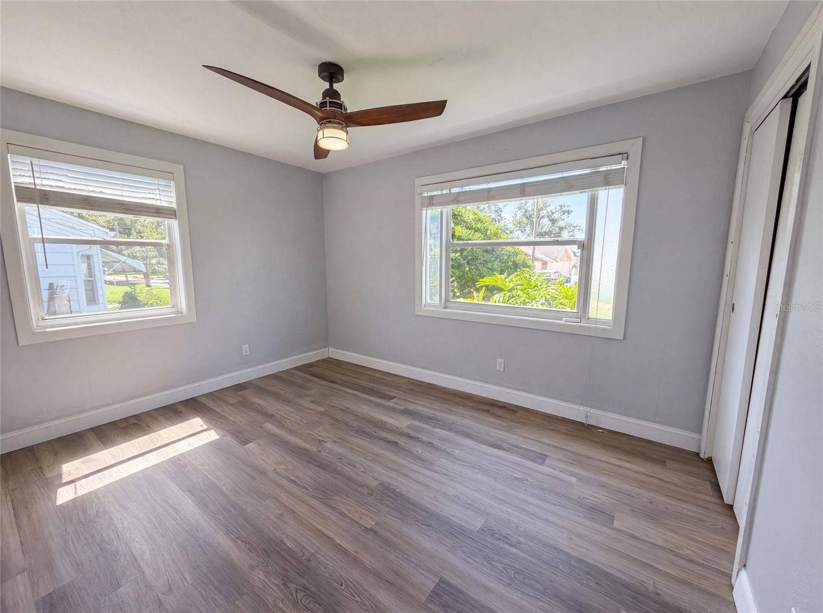 1521 W RIVER SHORE WAY, Tampa, FL 33603 1521 W RIVER SHORE WAY, Tampa, FL 33603