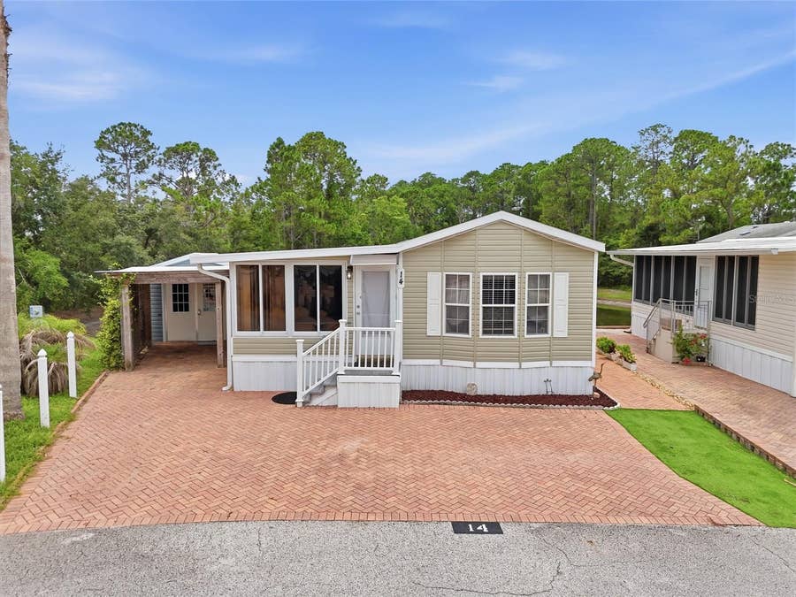 Property photo for 20285 US HIGHWAY 27, #14, Clermont, FL