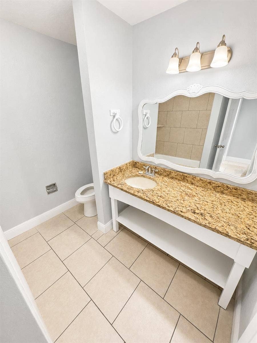 4001 WOODFERN DRIVE, #C1, Orlando, FL 32839 Primary Bathroom