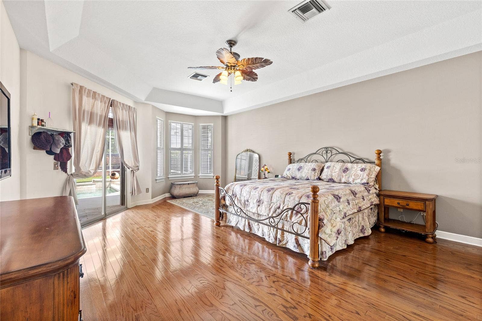 5713 LIBERTY GARDEN COURT, Orlando, FL 32819 5713 LIBERTY GARDEN COURT, Orlando, FL 32819
