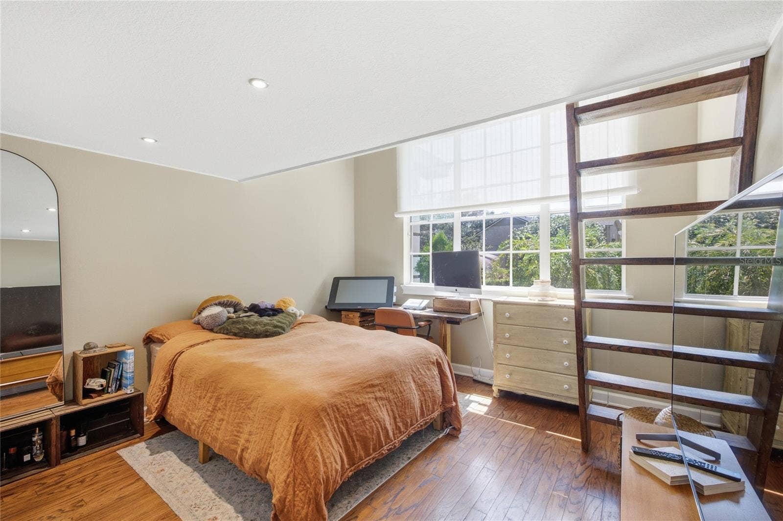 5713 LIBERTY GARDEN COURT, Orlando, FL 32819 5713 LIBERTY GARDEN COURT, Orlando, FL 32819