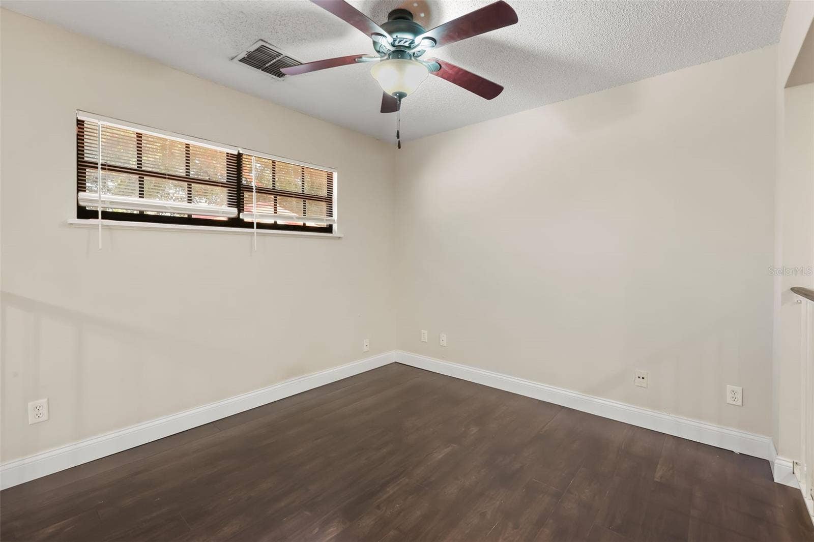 8209 SANDPOINT BOULEVARD, Orlando, FL 32819