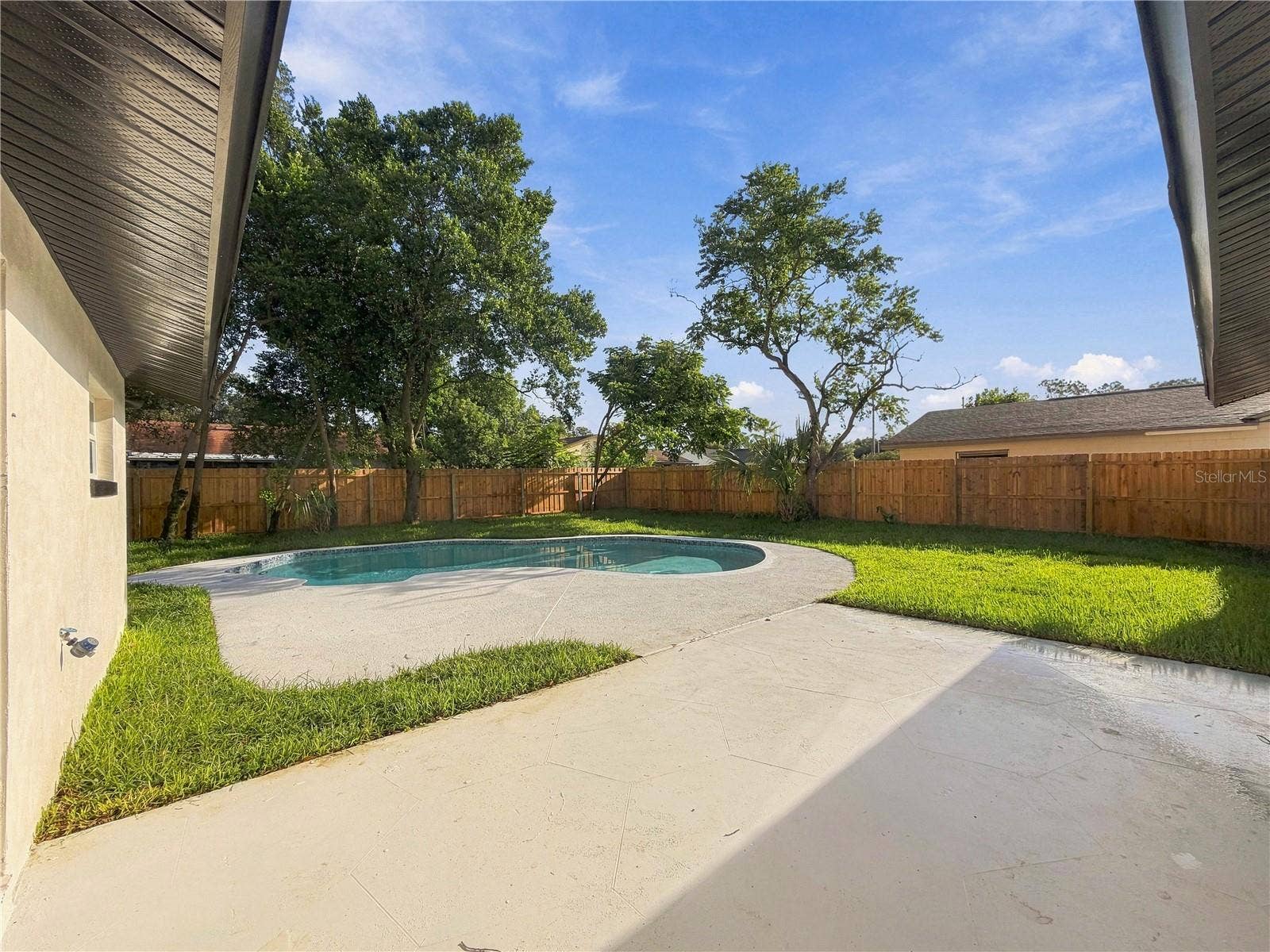 7015 CRESTLAKE DRIVE, Orlando, FL 32819 7015 CRESTLAKE DRIVE, Orlando, FL 32819