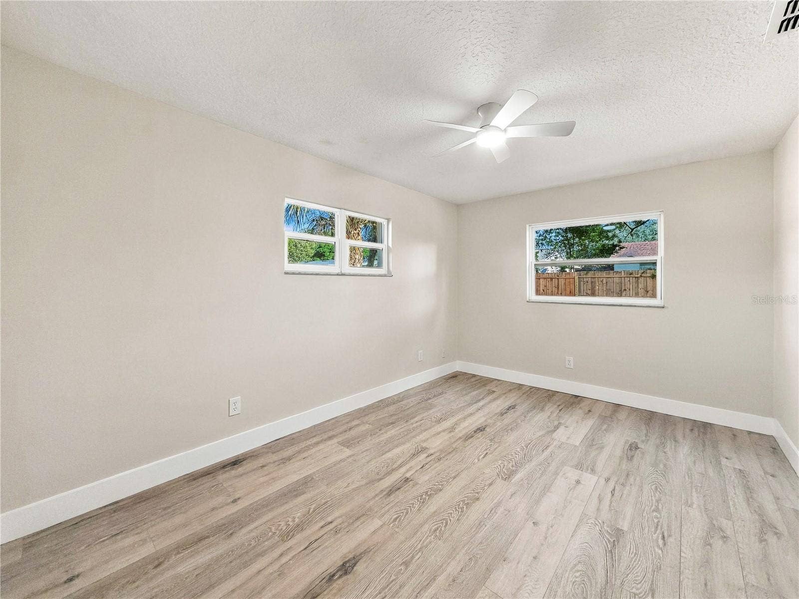 7015 CRESTLAKE DRIVE, Orlando, FL 32819 7015 CRESTLAKE DRIVE, Orlando, FL 32819