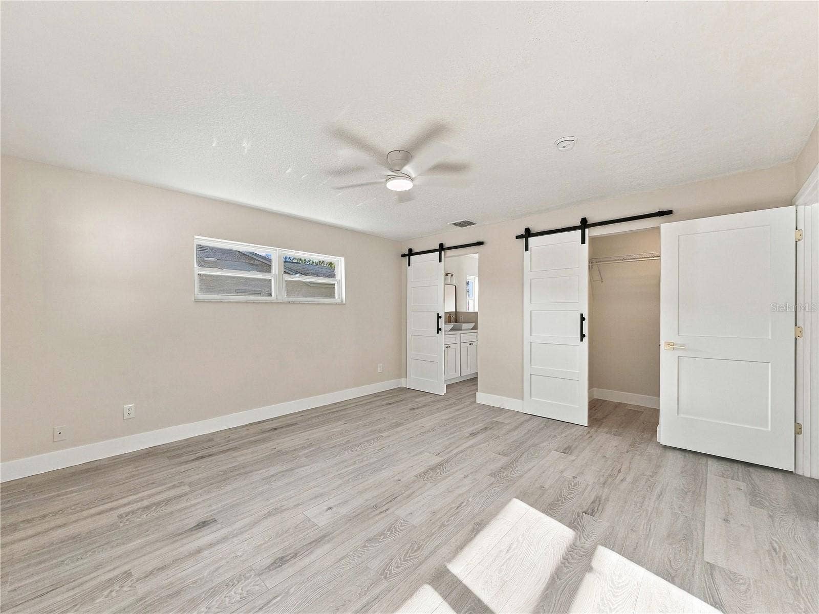 7015 CRESTLAKE DRIVE, Orlando, FL 32819 7015 CRESTLAKE DRIVE, Orlando, FL 32819