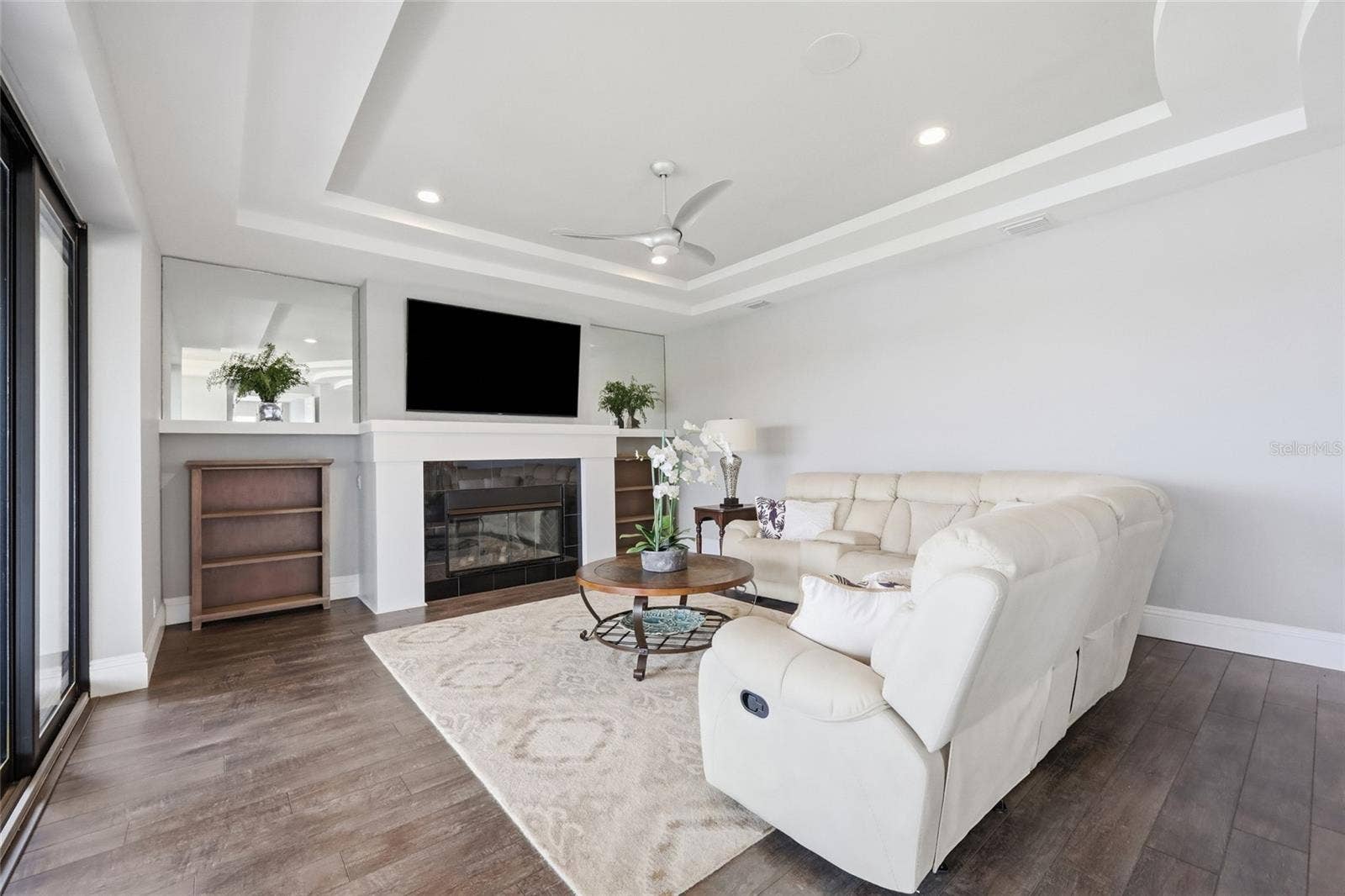 12102 MONTALCINO CIRCLE, Windermere, FL 34786 12102 MONTALCINO CIRCLE, Windermere, FL 34786