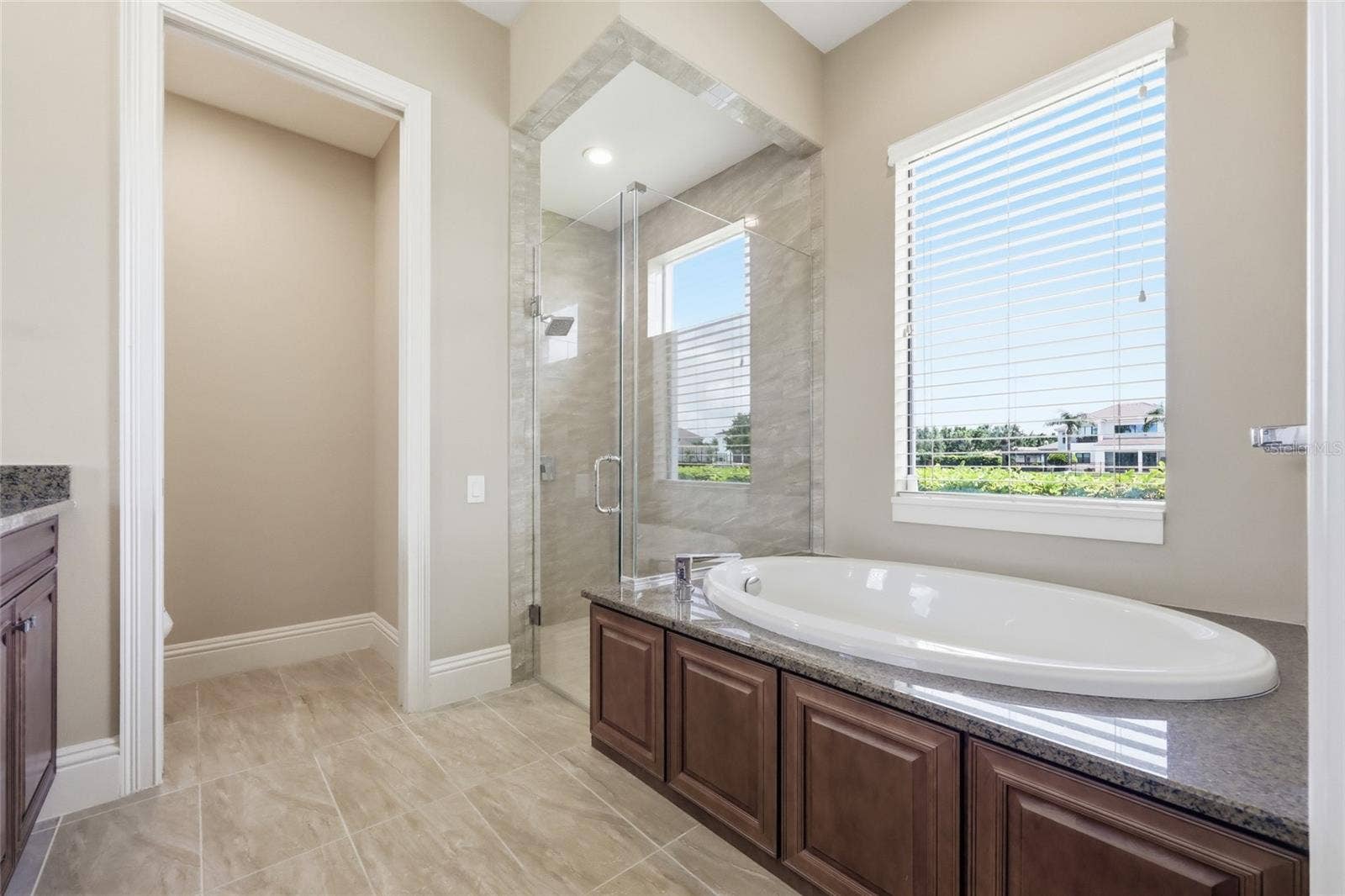 12102 MONTALCINO CIRCLE, Windermere, FL 34786 12102 MONTALCINO CIRCLE, Windermere, FL 34786