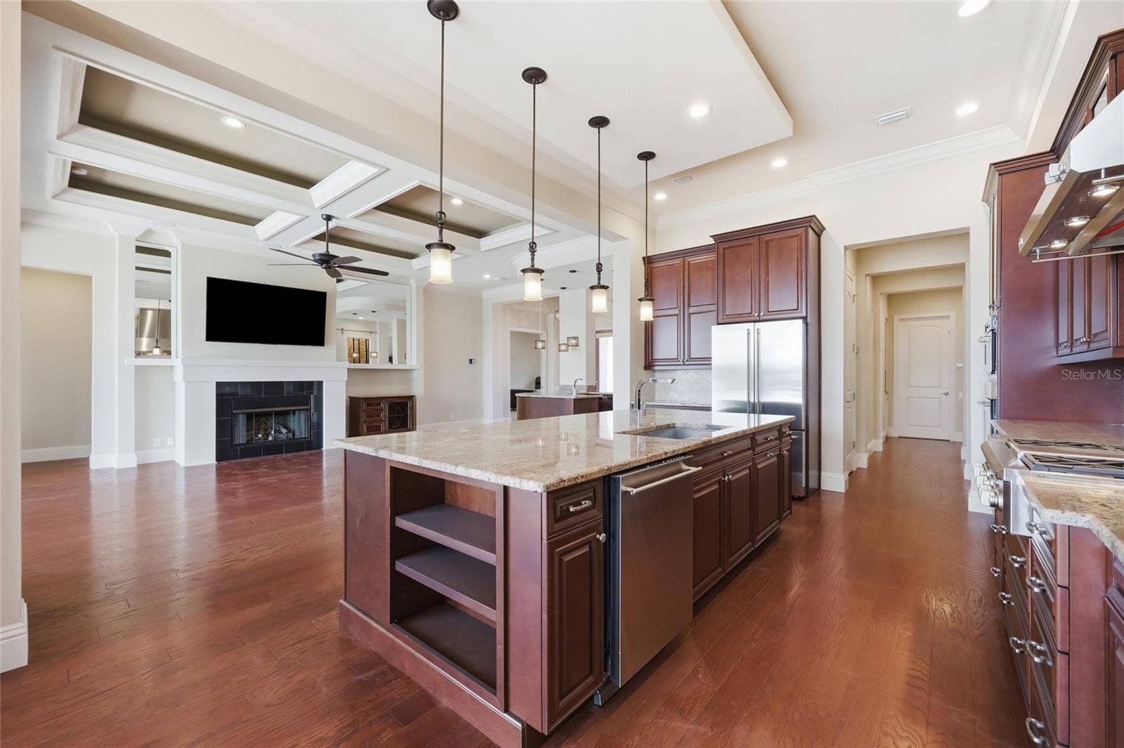 12102 MONTALCINO CIRCLE, Windermere, FL 34786 12102 MONTALCINO CIRCLE, Windermere, FL 34786
