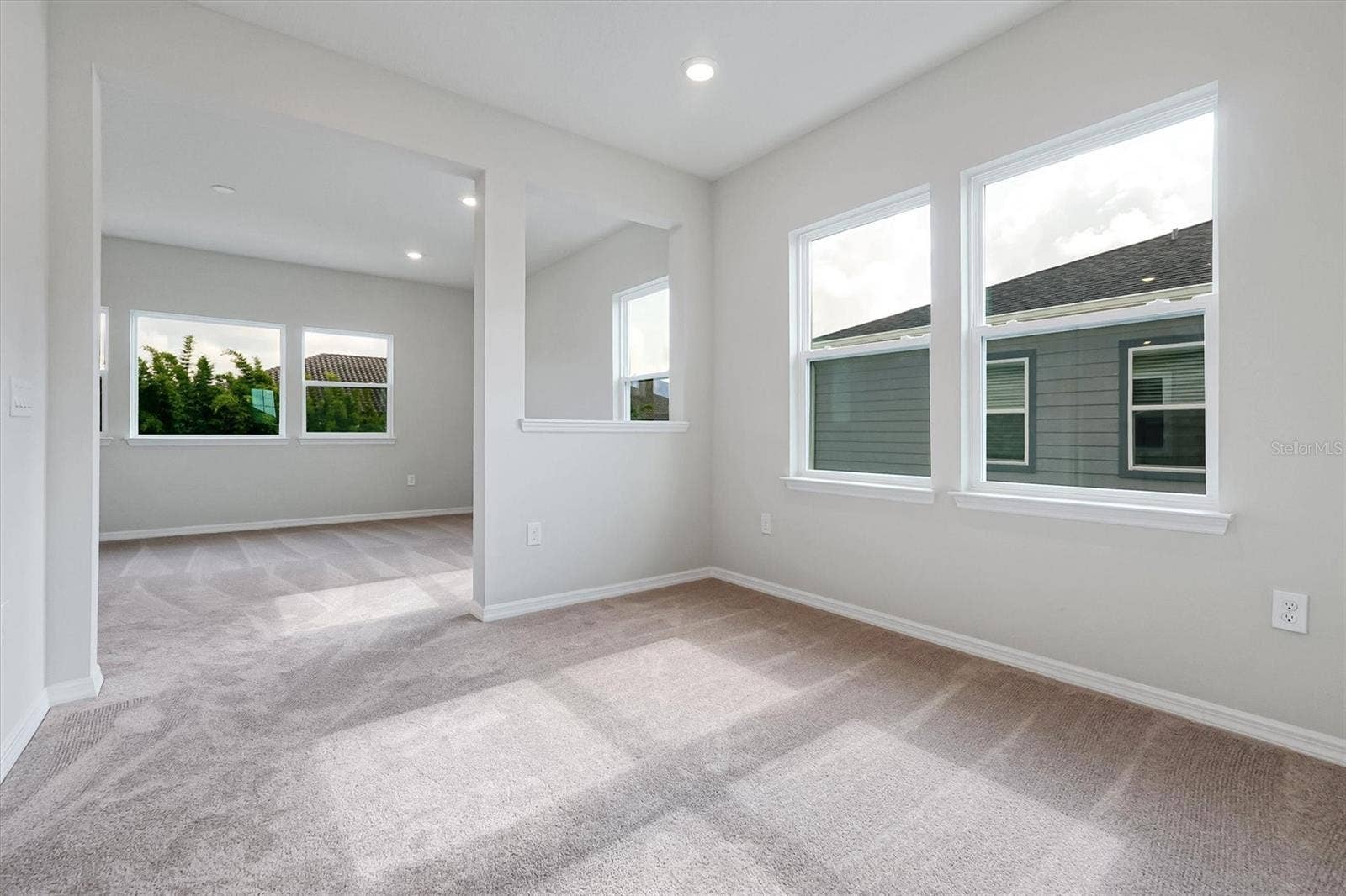 8399 PARK CLIFF WAY, Orlando, FL 32836