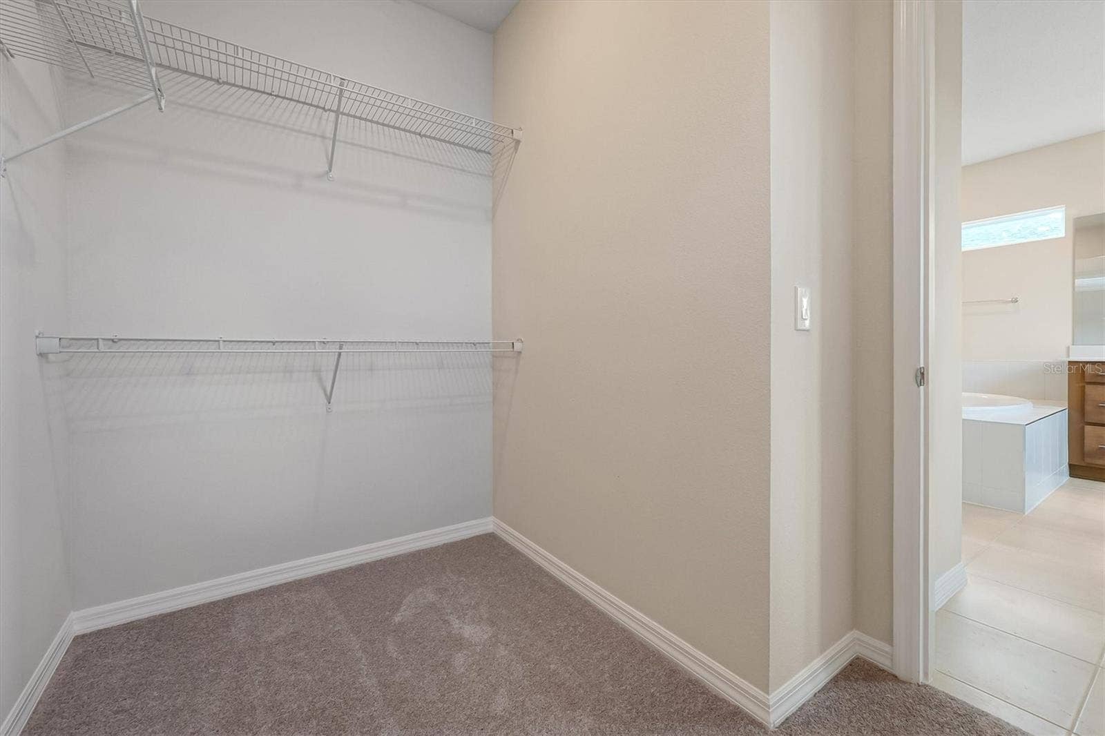 8399 PARK CLIFF WAY, Orlando, FL 32836
