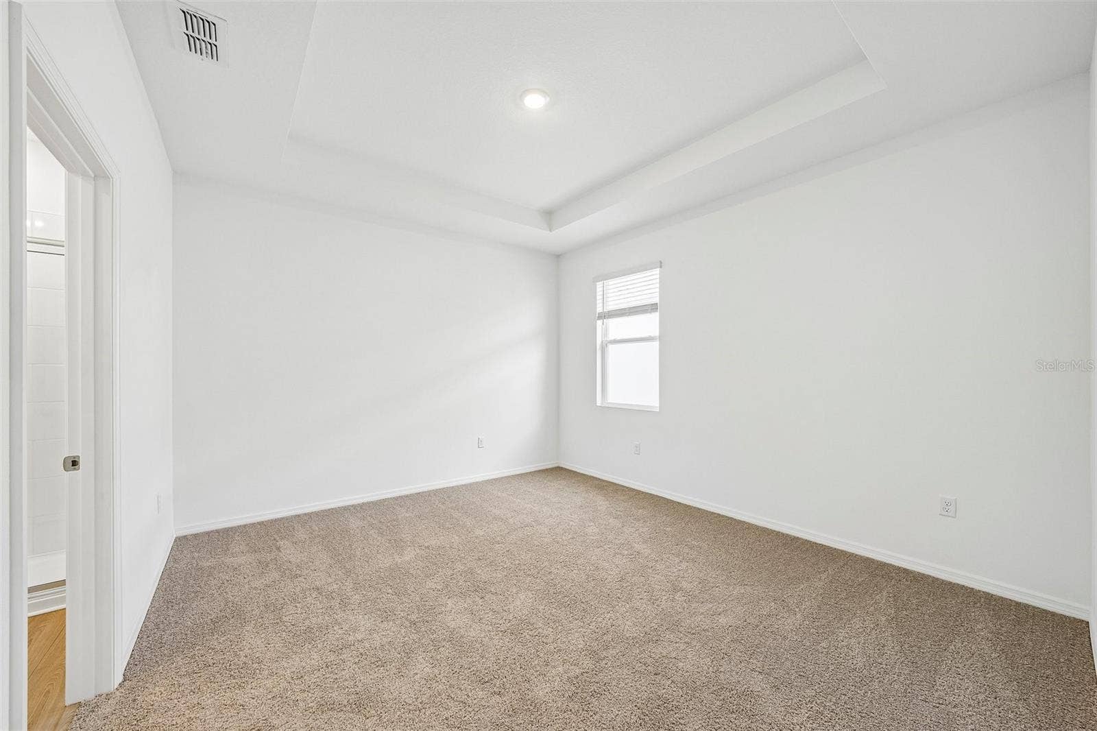 2265 HAMDEN WAY, Mount Dora, FL 32757 2265 HAMDEN WAY, Mount Dora, FL 32757