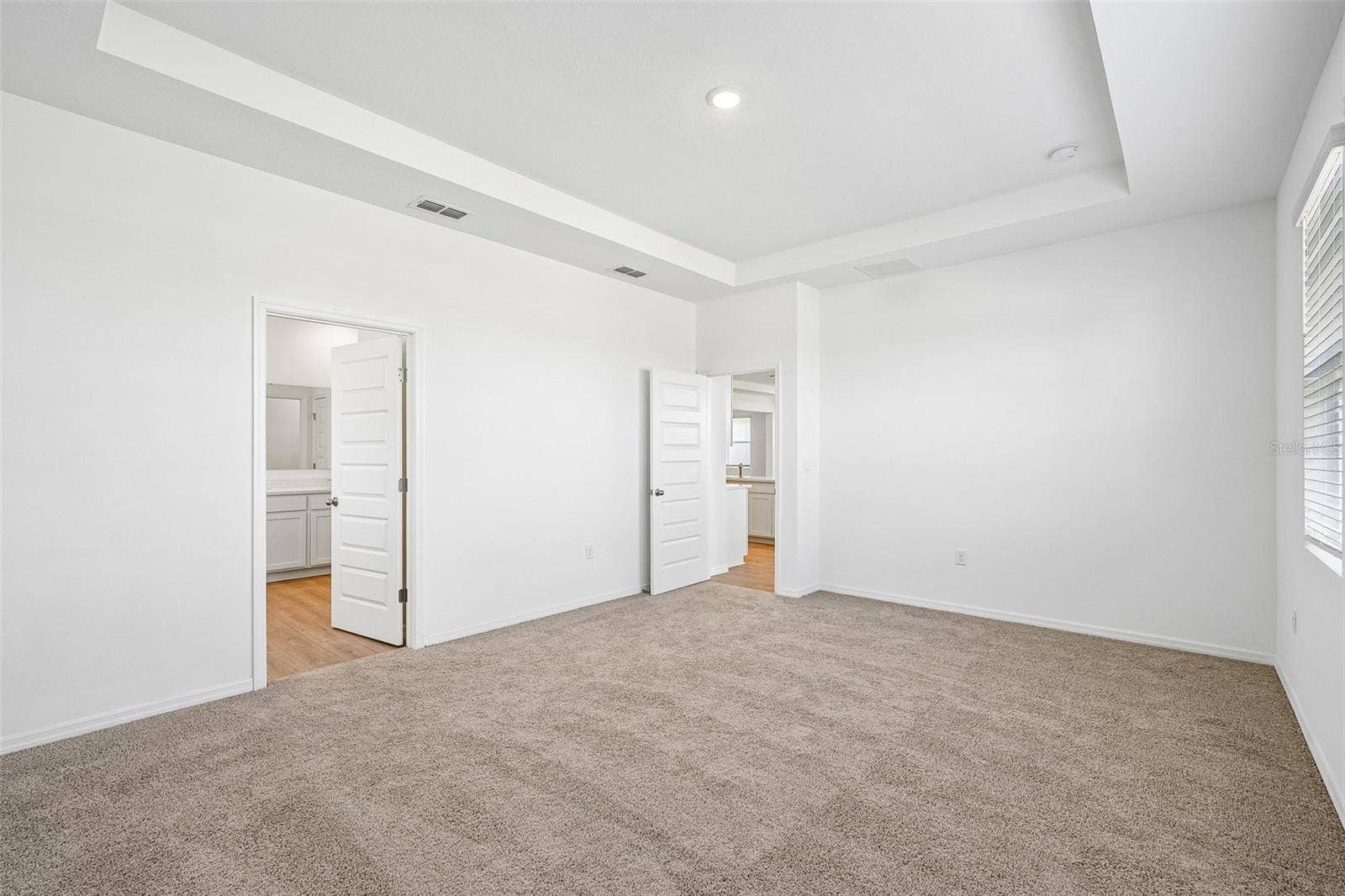 2265 HAMDEN WAY, Mount Dora, FL 32757 2265 HAMDEN WAY, Mount Dora, FL 32757