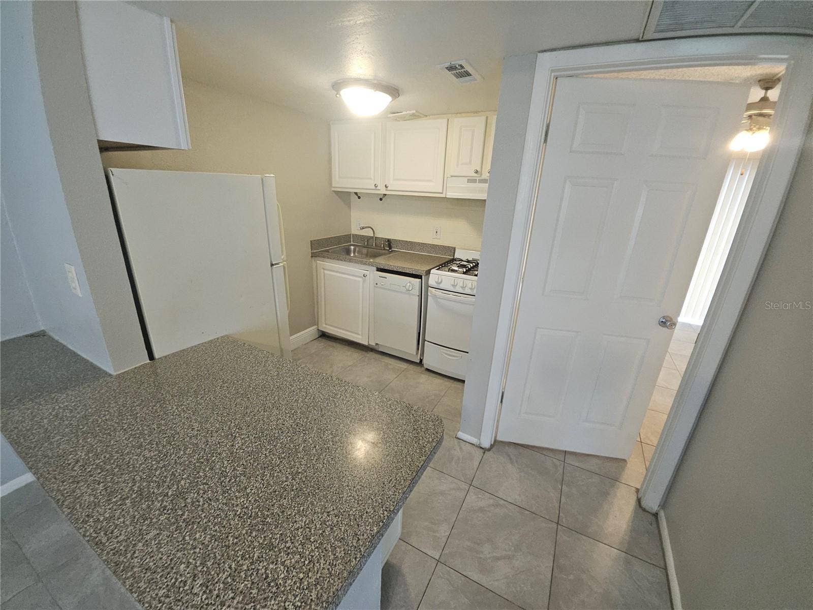 125 WATER FRONT WAY, #130, Altamonte Springs, FL 32701