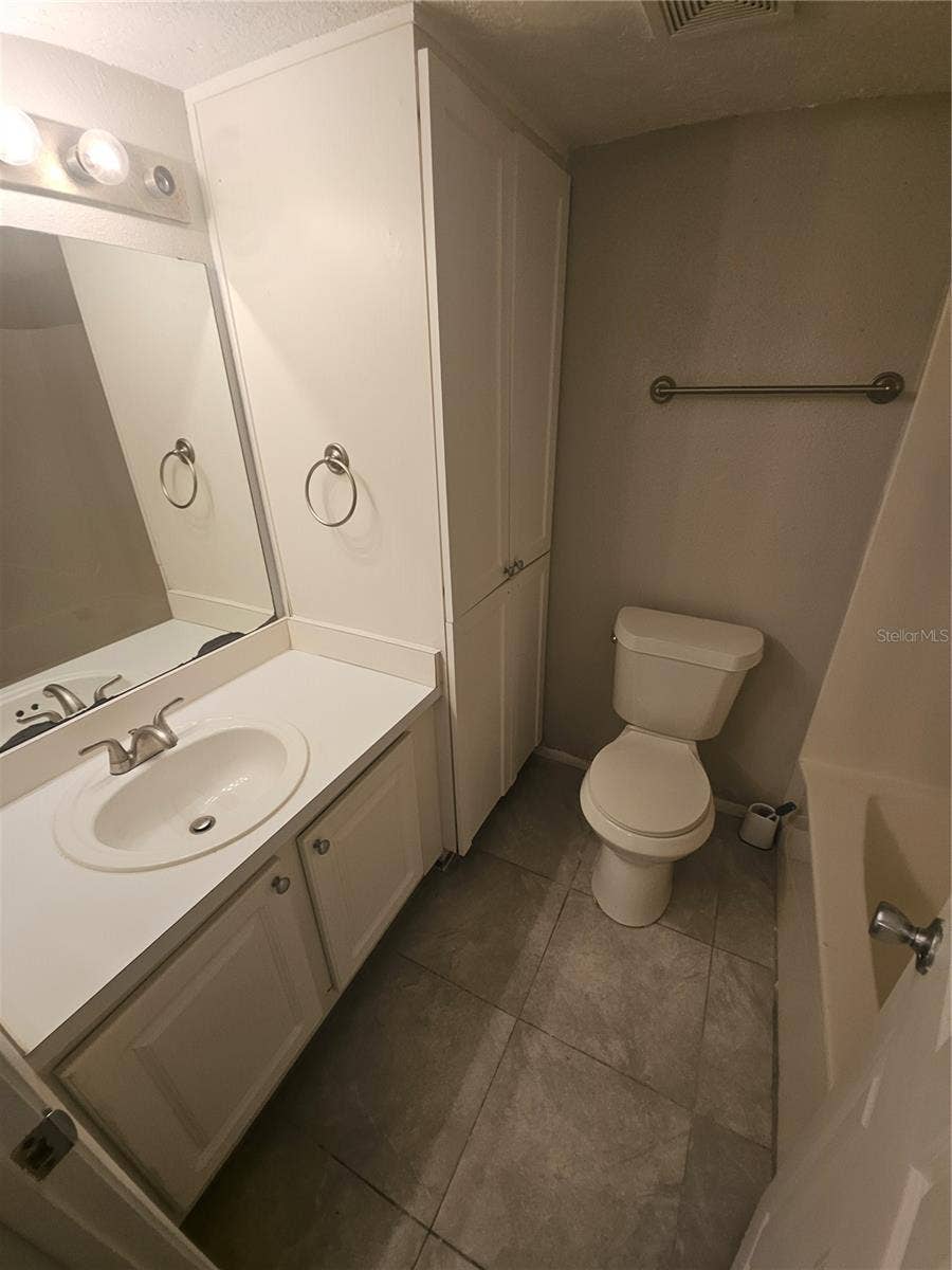 125 WATER FRONT WAY, #130, Altamonte Springs, FL 32701