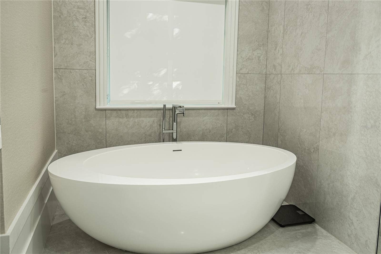 6719 VALHALLA WAY, Windermere, FL 34786 Master Bathroom