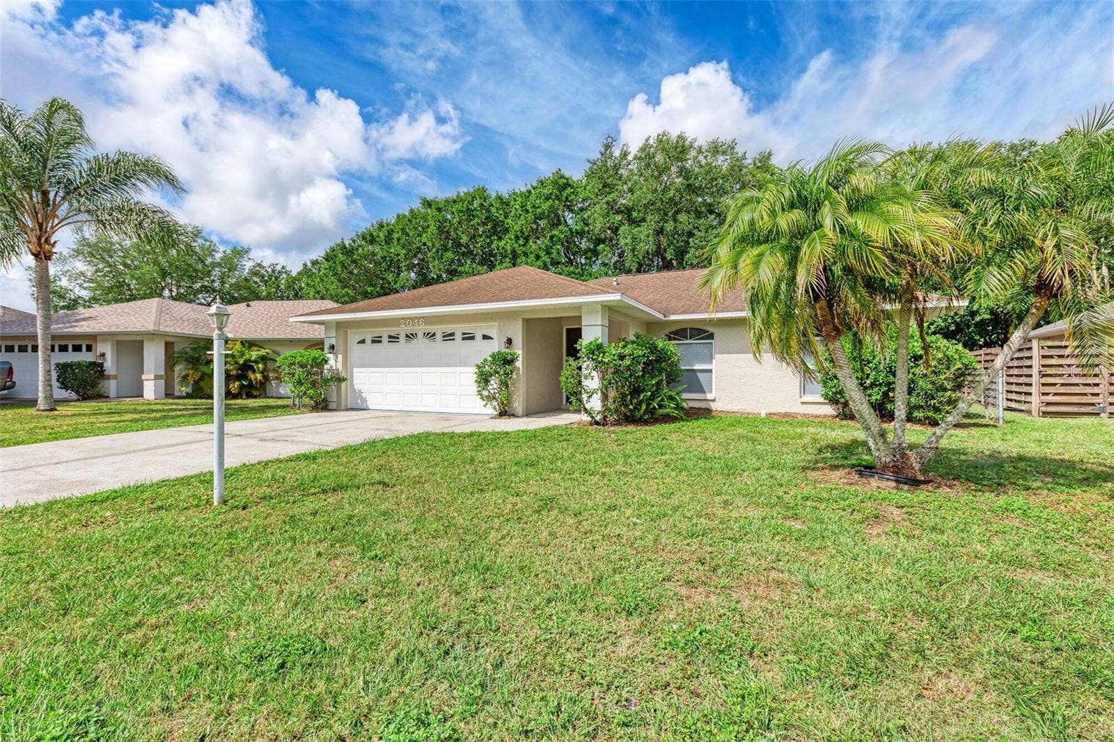 2046 OLD TREVOR WAY, Sarasota, FL 34232 2046 OLD TREVOR WAY, Sarasota, FL 34232