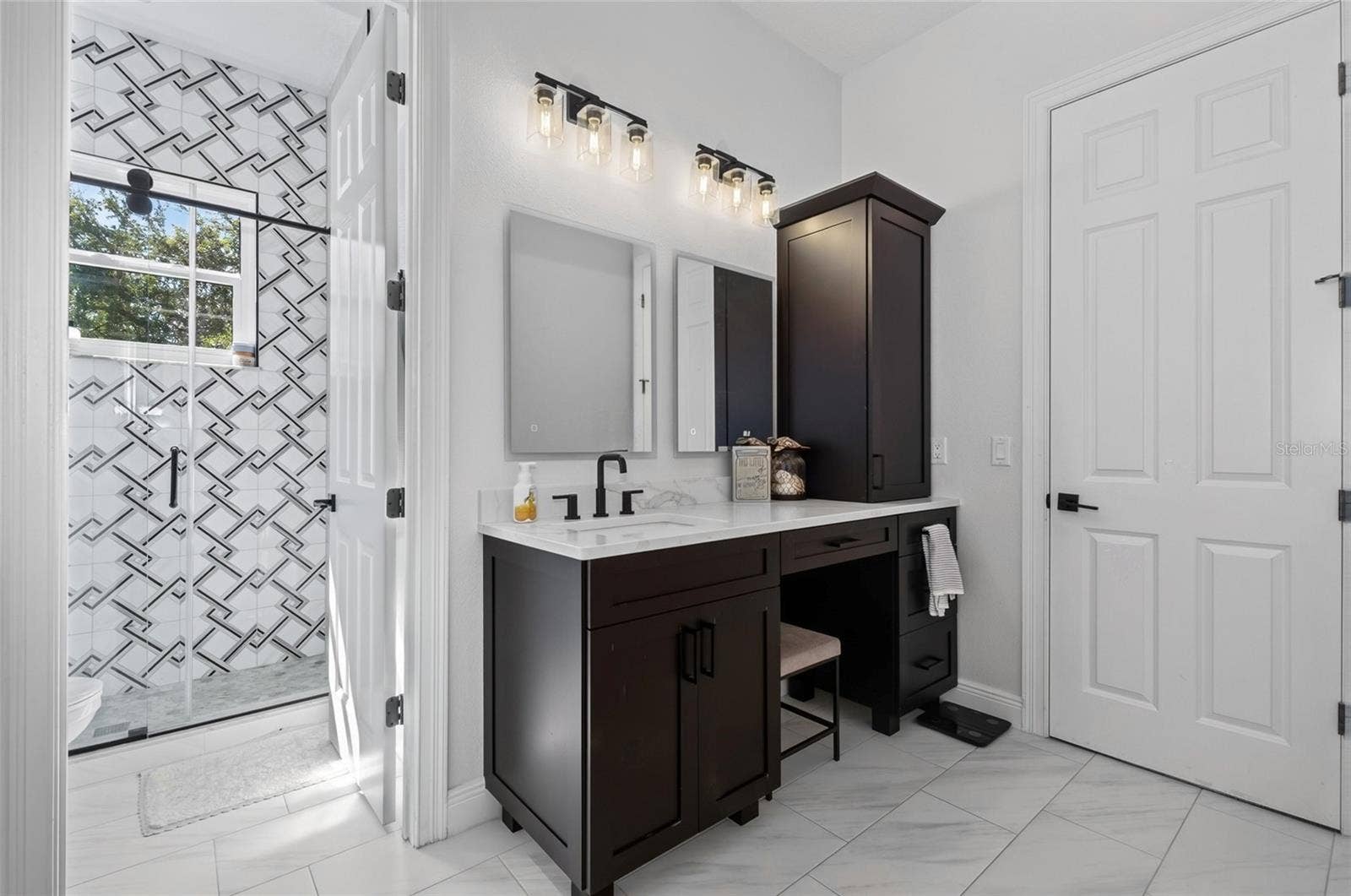 9904 BRENTFORD COURT, Windermere, FL 34786 9904 BRENTFORD COURT, Windermere, FL 34786